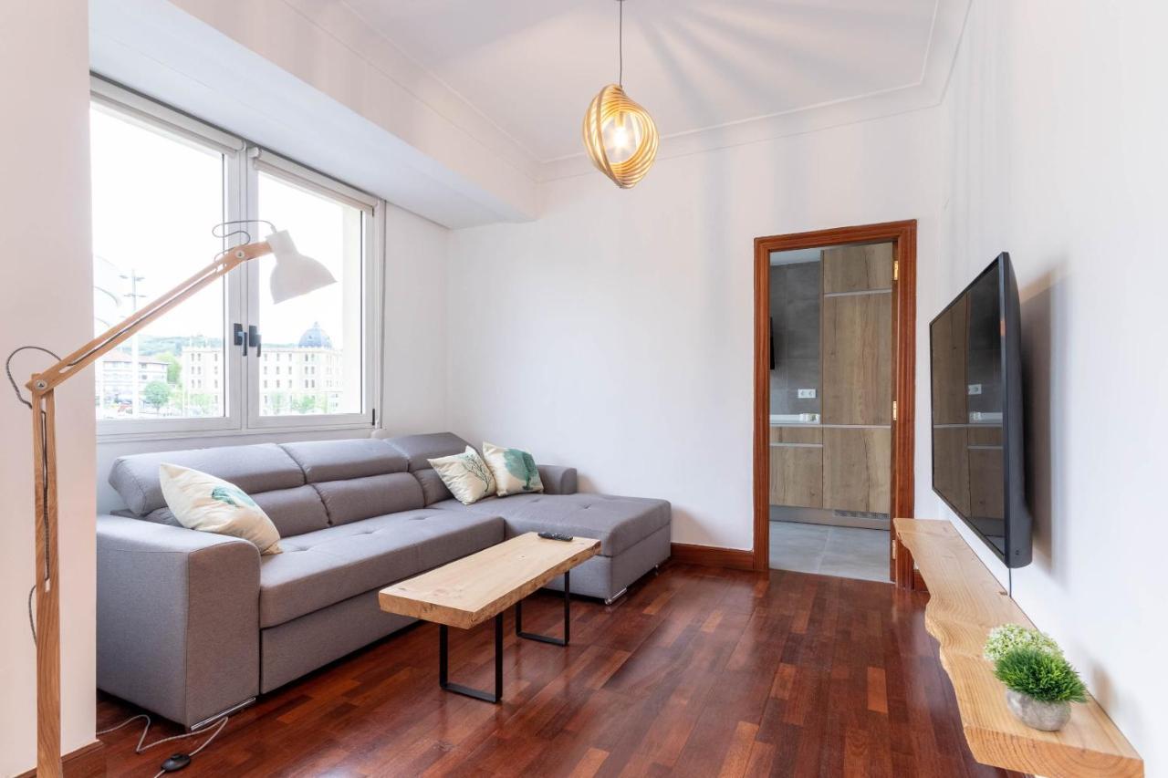 Apartamento Con Vistas Al Estadio San Mames Bilbau Exterior foto